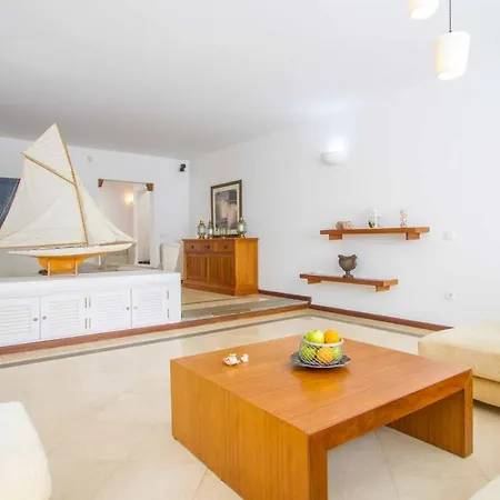 Azurra Villa Puerto Calero