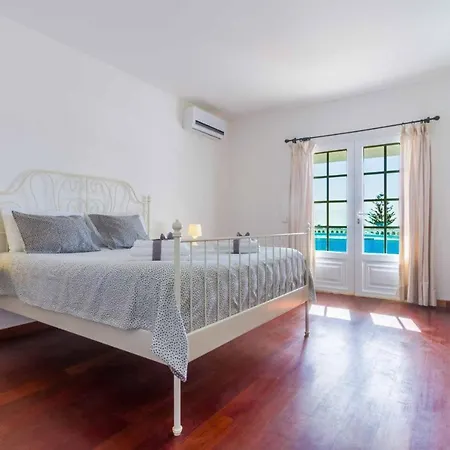 Azurra Villa